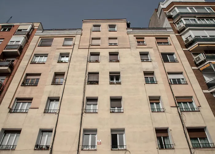 Luz Y Diseño En Retiro - De 4